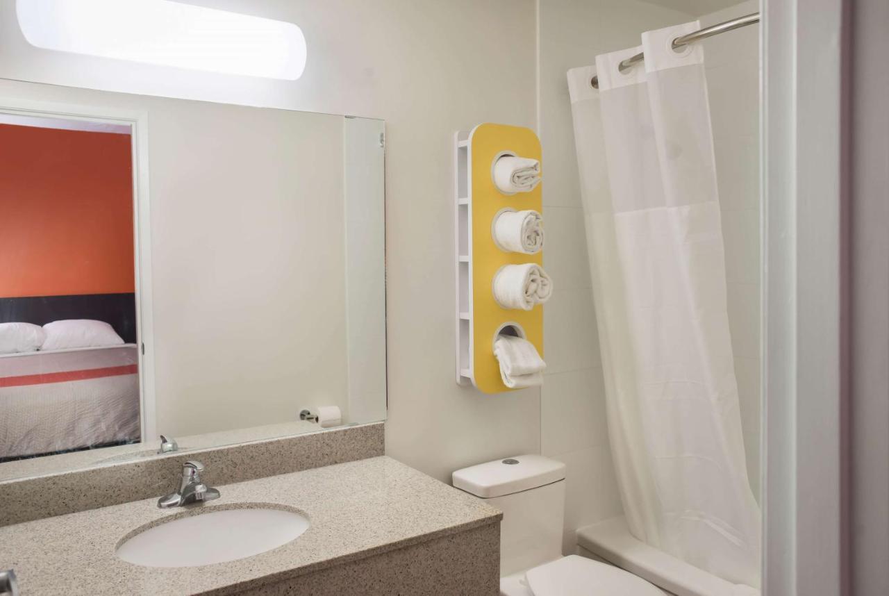 Motel 6-Fort St. John, Bc Bagian luar foto