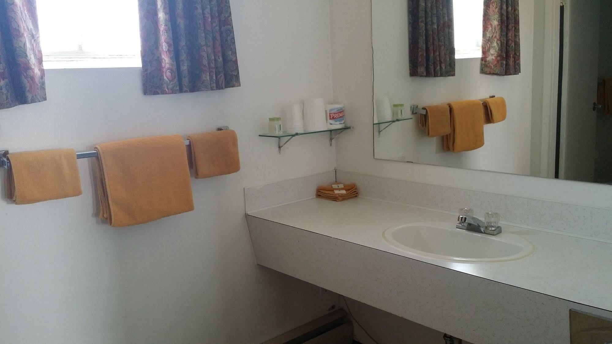 Motel 6-Fort St. John, Bc Bagian luar foto