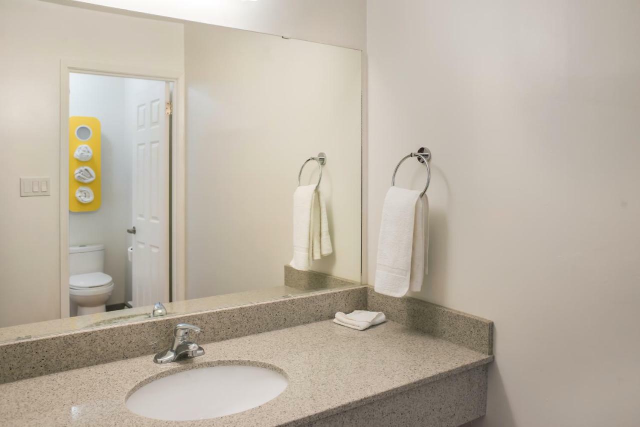 Motel 6-Fort St. John, Bc Bagian luar foto