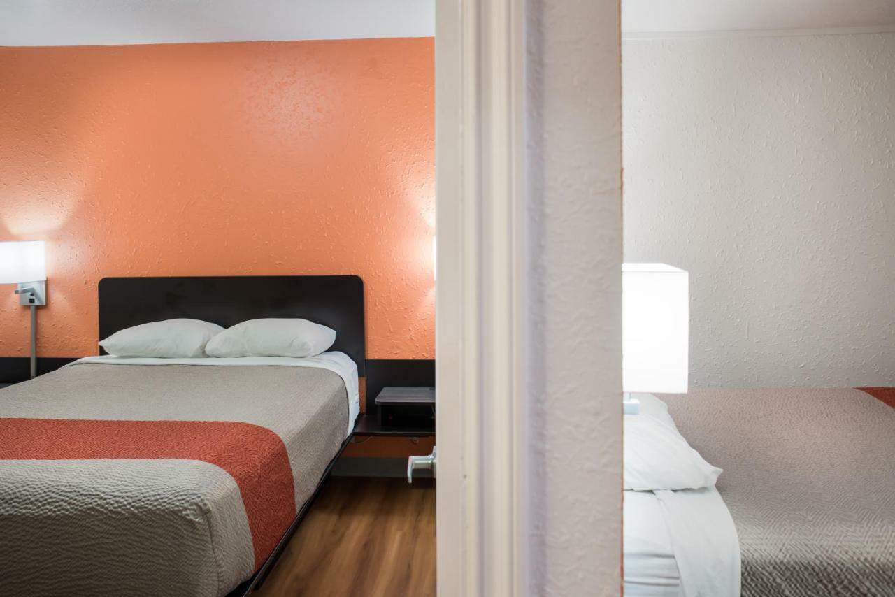 Motel 6-Fort St. John, Bc Bagian luar foto